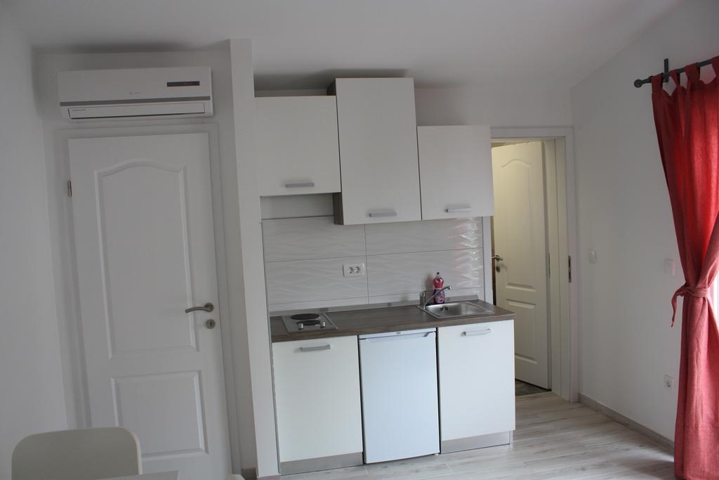 Apartment Vicko Drvenik  Exterior foto