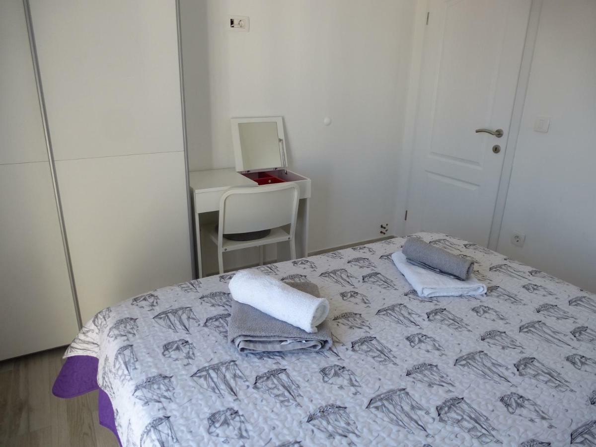 Apartment Vicko Drvenik  Exterior foto